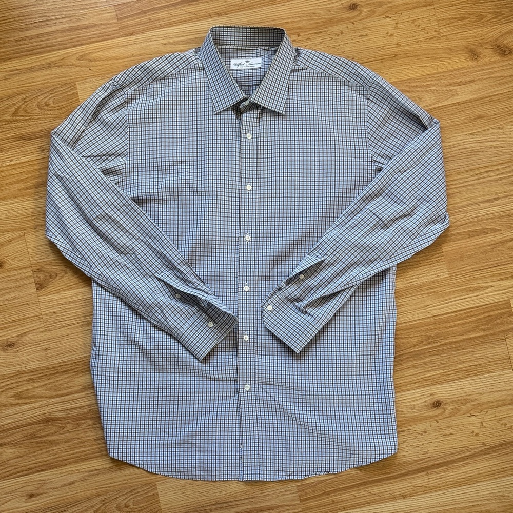 Men’s Button-down - size Large